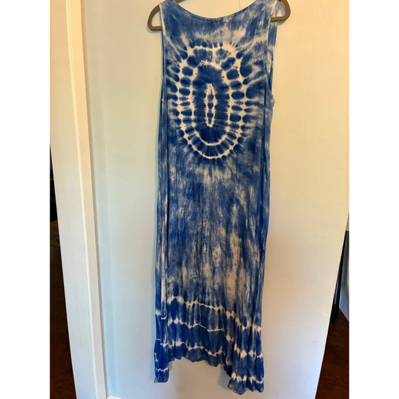 0163 NWT Tie Dye Maxie dress in blue and white. Size M/L - Picture 5 of 11